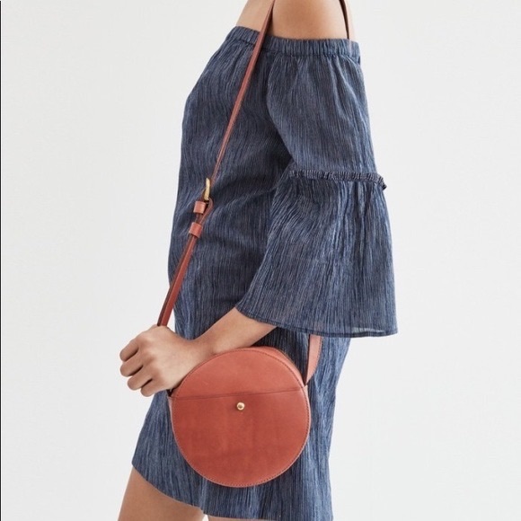 Madewell Handbags - MADEWELL marfa circle crossbody bag